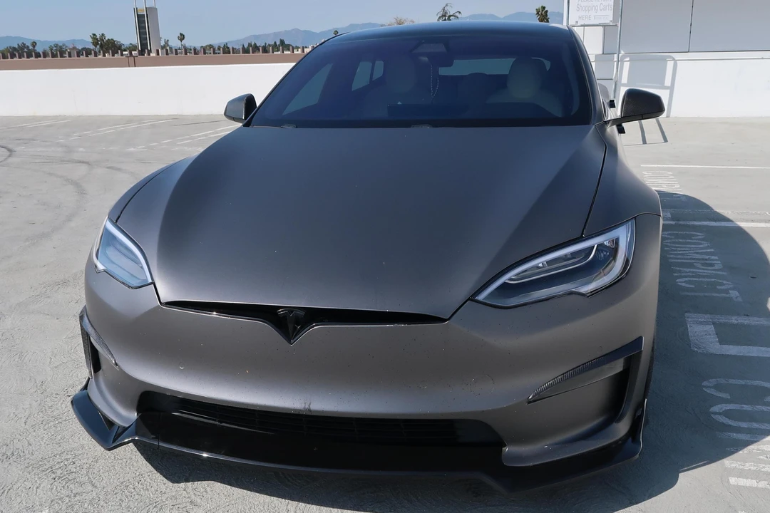 2022 Tesla Model S - Image 2 of 31