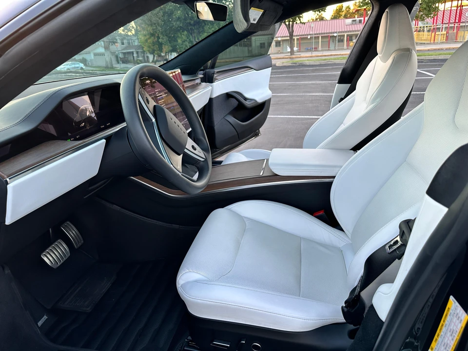 2022 Tesla Model S - Image 18 of 31