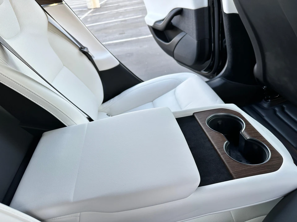 2022 Tesla Model S - Image 22 of 31