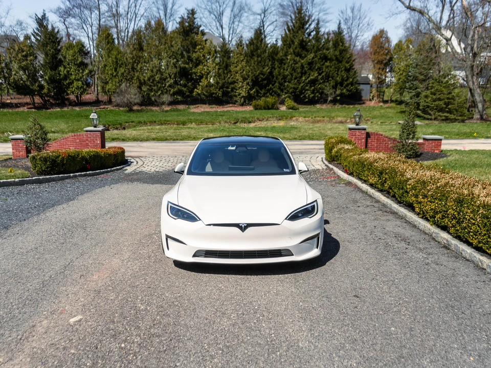 2022 Tesla Model S - Image 6 of 31