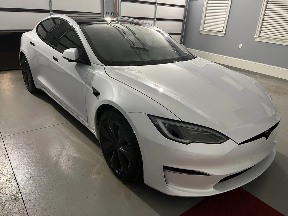 2022 Tesla Model S - Image 18 of 31