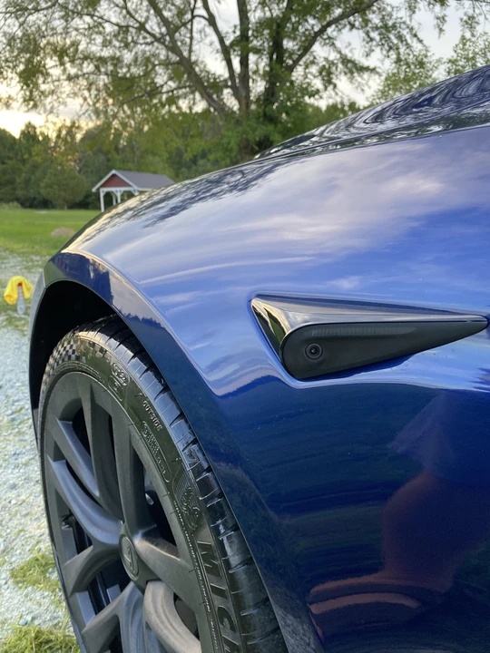 2022 Tesla Model S - Image 25 of 31