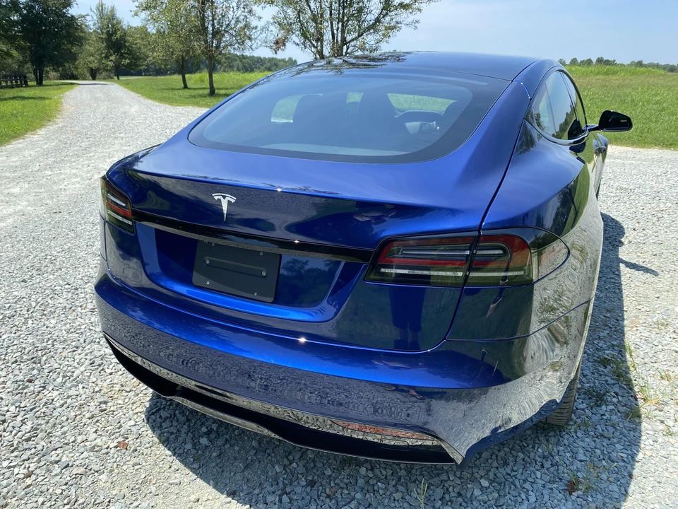 2022 Tesla Model S - Image 16 of 31