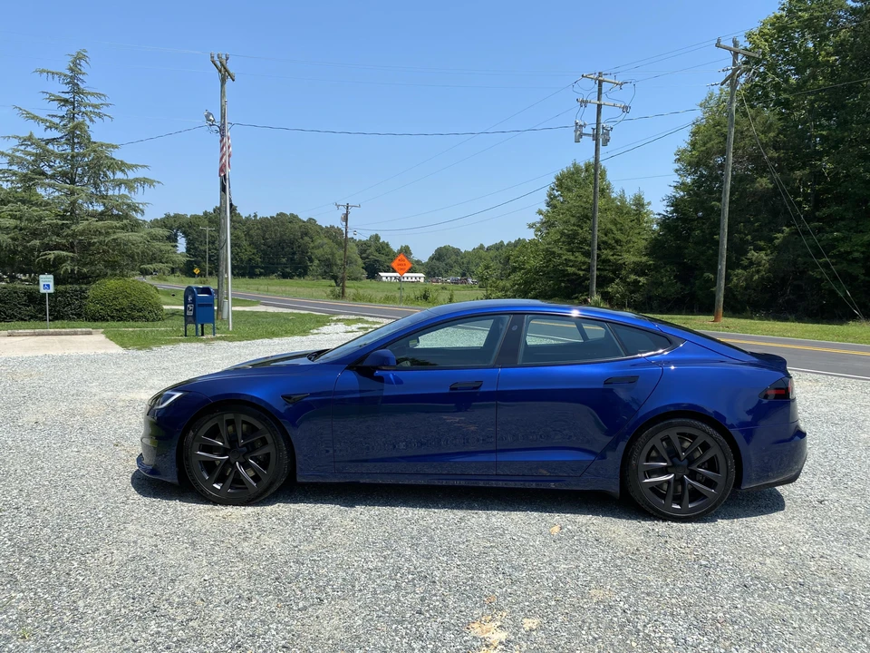 2022 Tesla Model S - Image 10 of 31