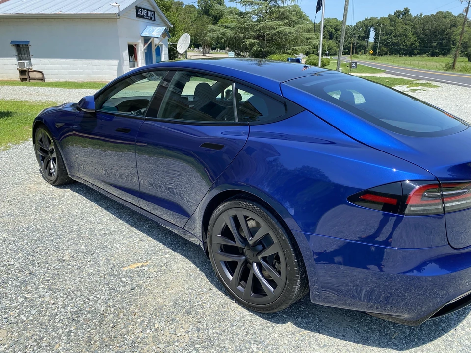 2022 Tesla Model S - Image 13 of 31