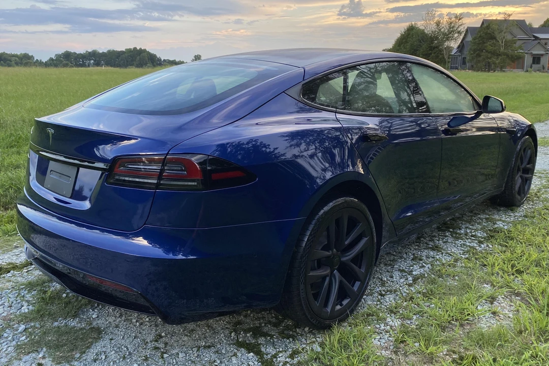 2022 Tesla Model S - Image 4 of 31