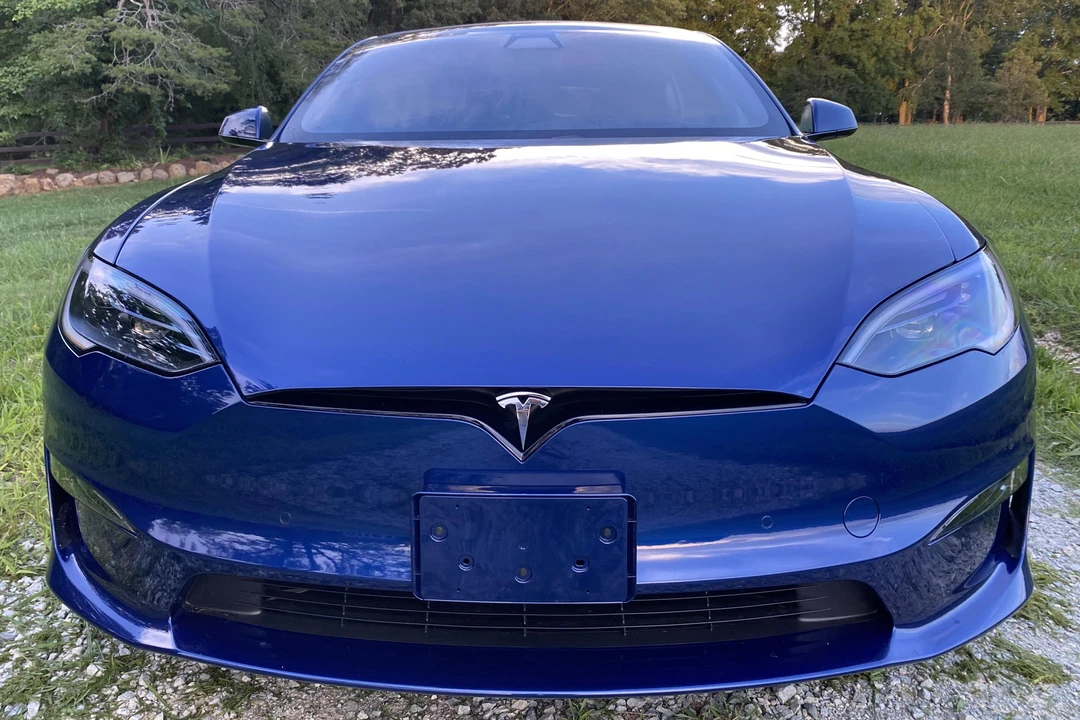 2022 Tesla Model S - Image 2 of 31