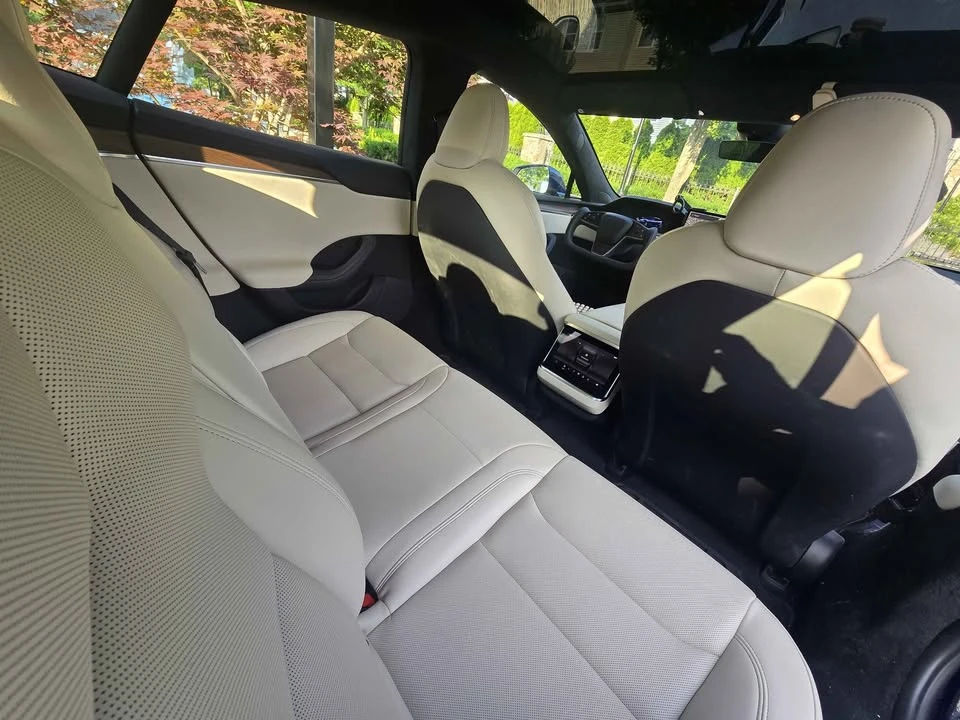 2022 Tesla Model S - Image 11 of 19