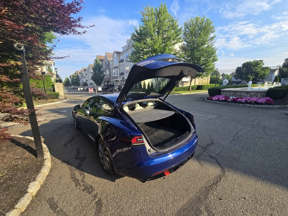 2022 Tesla Model S - Image 9 of 19