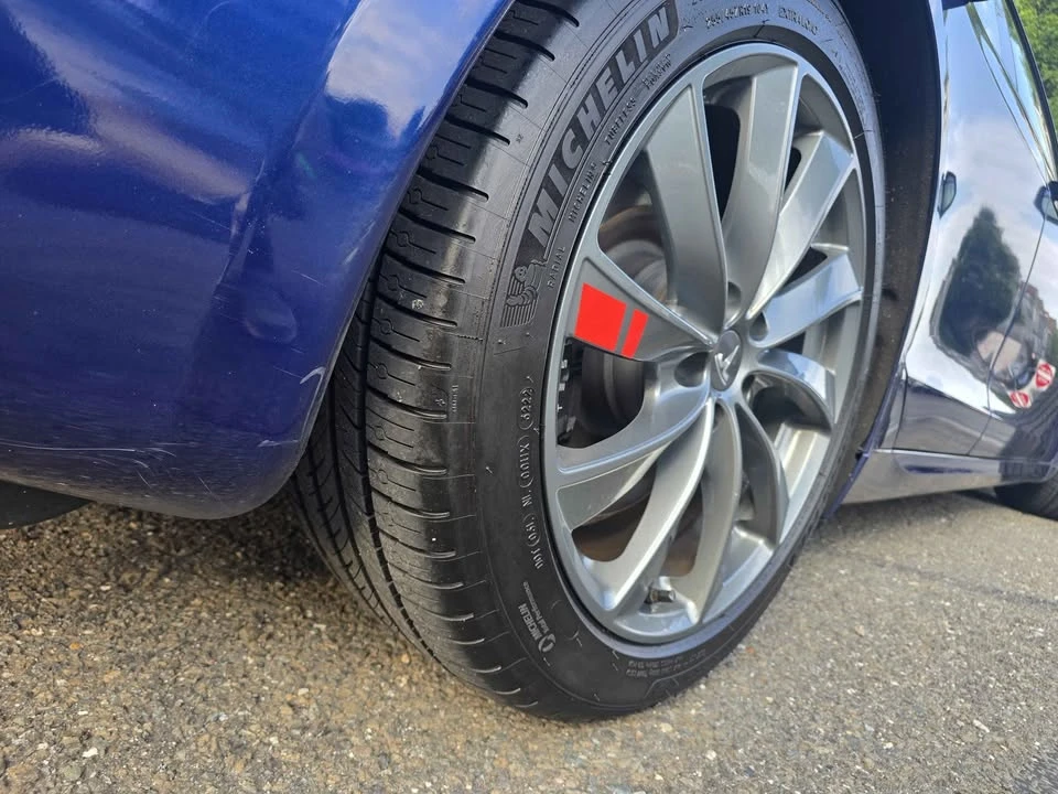2022 Tesla Model S - Image 14 of 19