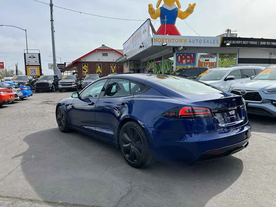 2022 Tesla Model S - Image 2 of 12