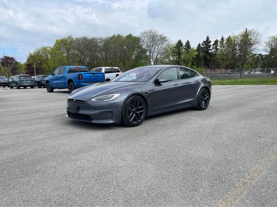 2022 Tesla Model S - Image 10 of 10