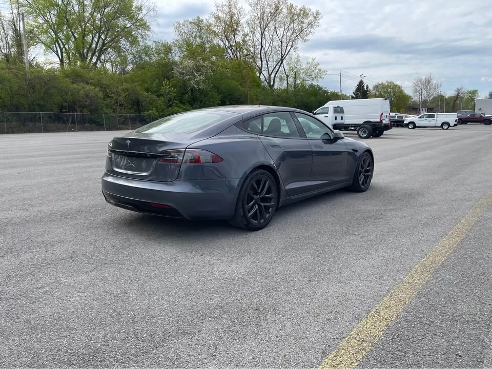 2022 Tesla Model S - Image 3 of 10
