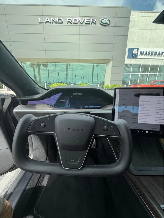2022 Tesla Model S - Image 13 of 20