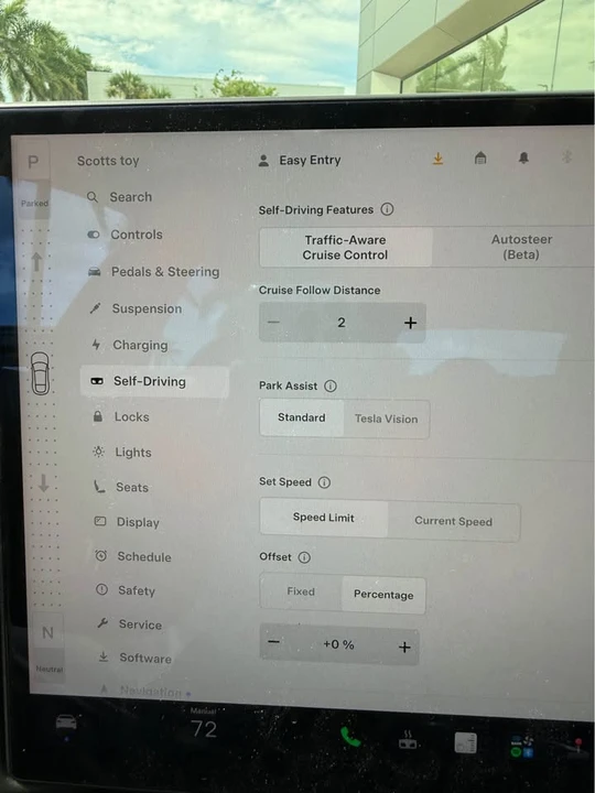 2022 Tesla Model S - Image 17 of 20