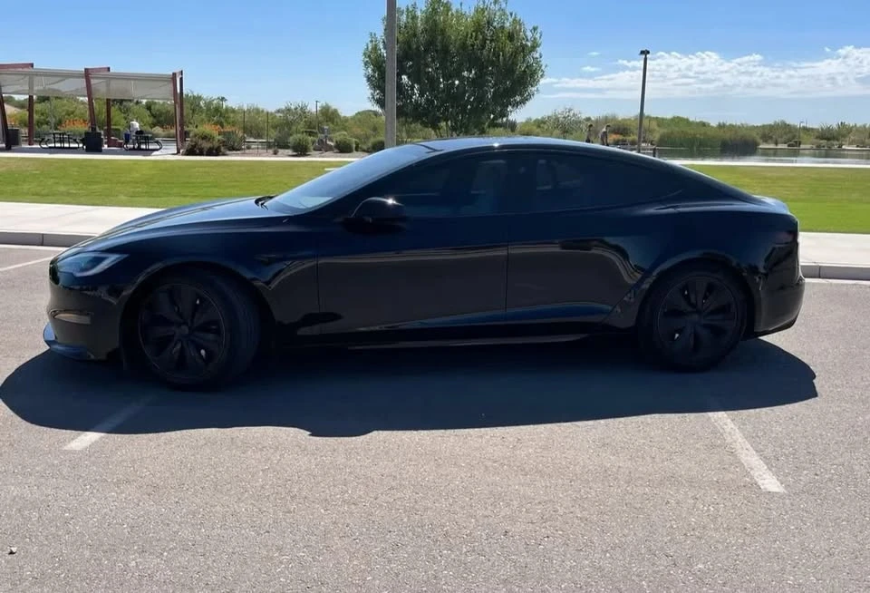 2022 Tesla Model S - Image 5 of 12