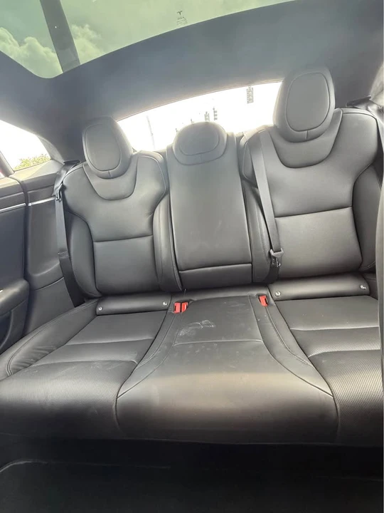2022 Tesla Model S - Image 11 of 20