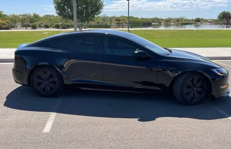 2022 Tesla Model S - Image 3 of 12