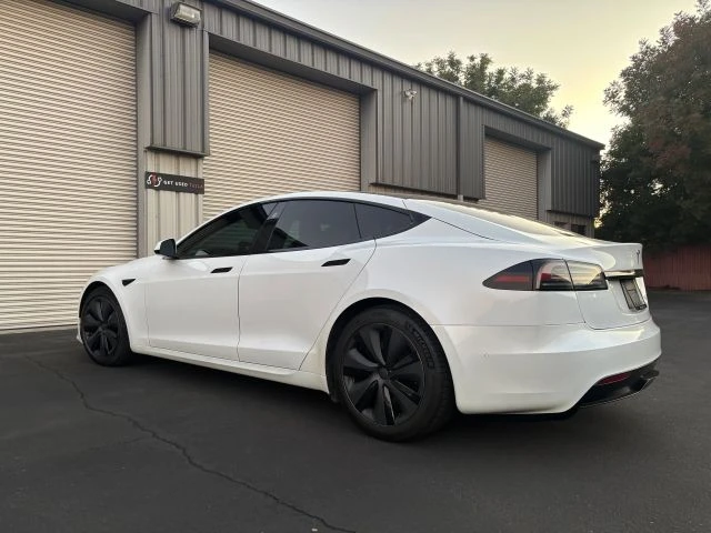 2022 Tesla Model S - Image 9 of 14