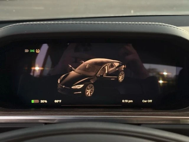 2022 Tesla Model S - Image 20 of 21