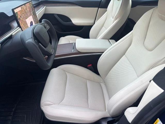 2022 Tesla Model S - Image 10 of 14