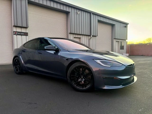 2022 Tesla Model S - Image 2 of 12