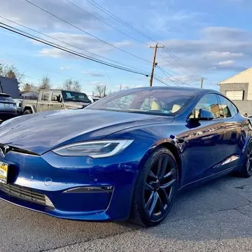 2022 Tesla Model S Long Range