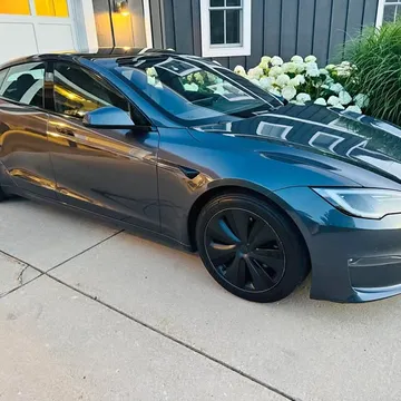 2022 Tesla Model S Long Range Sedan 4D