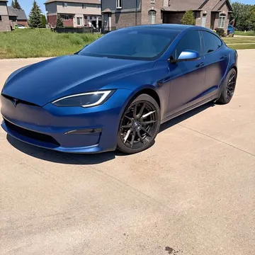 2022 Tesla Model S Long Range Sedan 4D