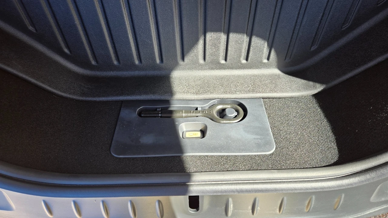 2022 Tesla Model S - Image 15 of 21