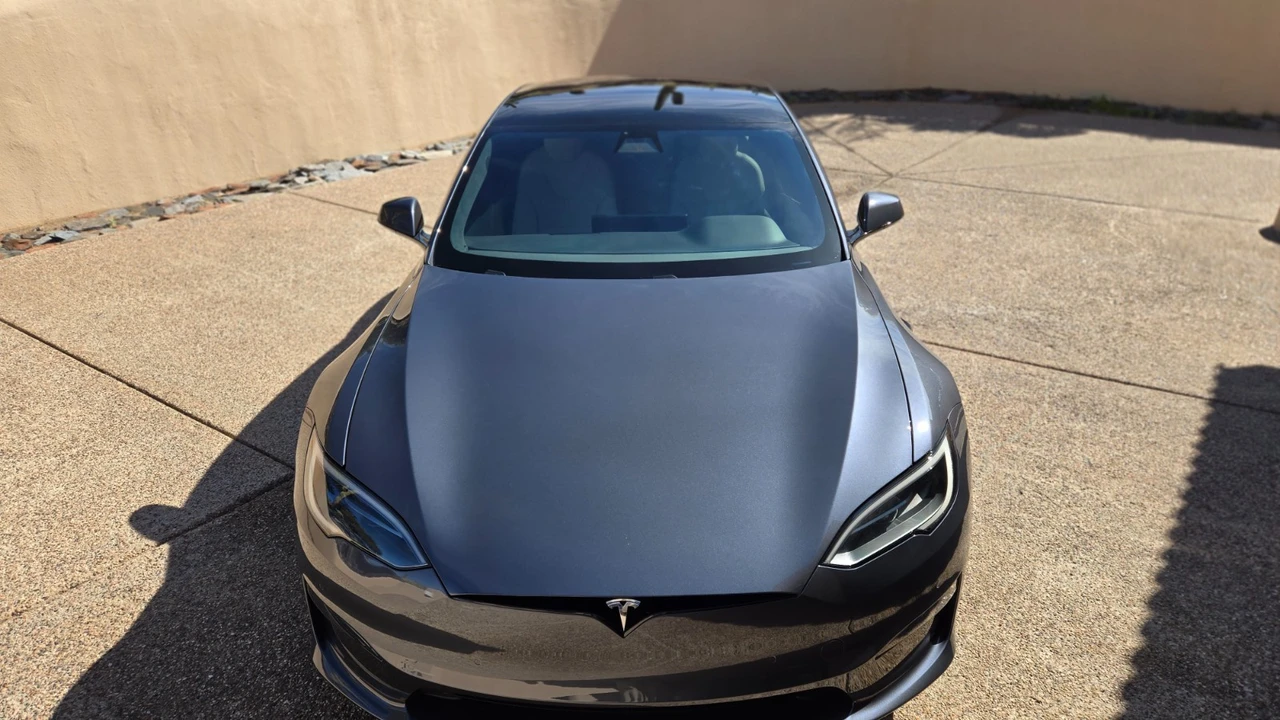 2022 Tesla Model S - Image 6 of 21