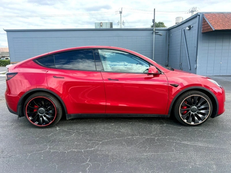 2022 Tesla Model S - Image 8 of 21