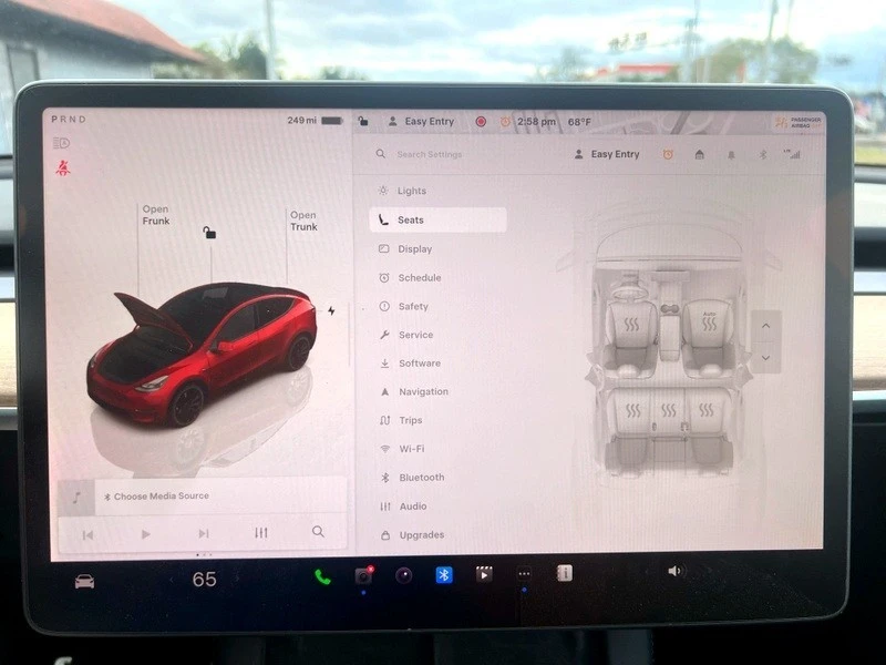 2022 Tesla Model S - Image 20 of 21