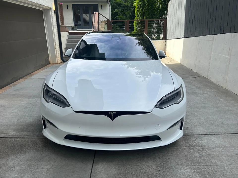 2022 Tesla Model S Plaid - Image 16 of 31