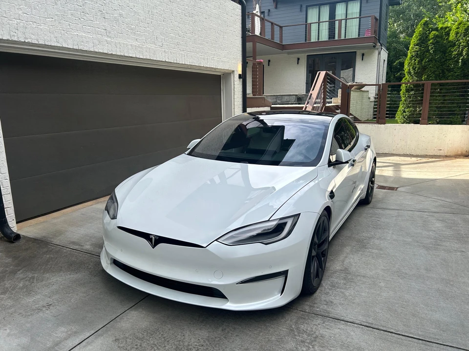 2022 Tesla Model S Plaid - Image 17 of 31