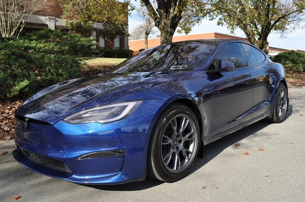2022 Tesla Model S Plaid - Image 2 of 15