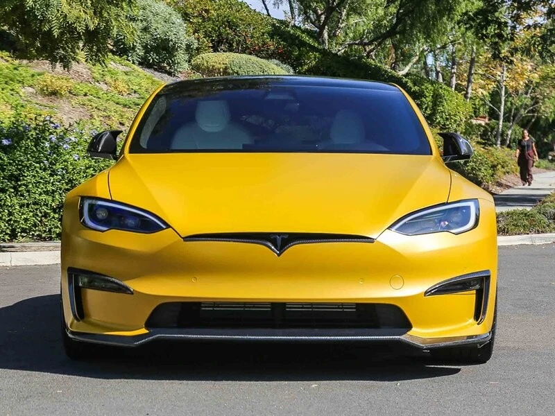 2022 Tesla Model S Plaid - Image 2 of 21