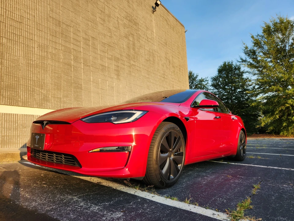 2022 Tesla Model S Plaid - Image 22 of 31