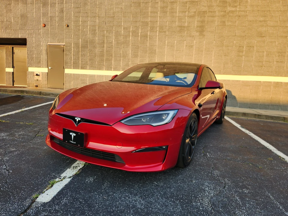 2022 Tesla Model S Plaid - Image 20 of 31