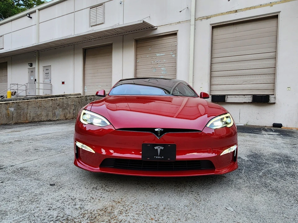 2022 Tesla Model S Plaid - Image 19 of 31