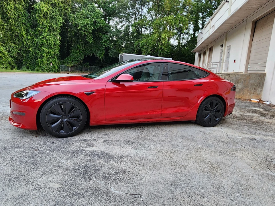 2022 Tesla Model S Plaid - Image 4 of 31