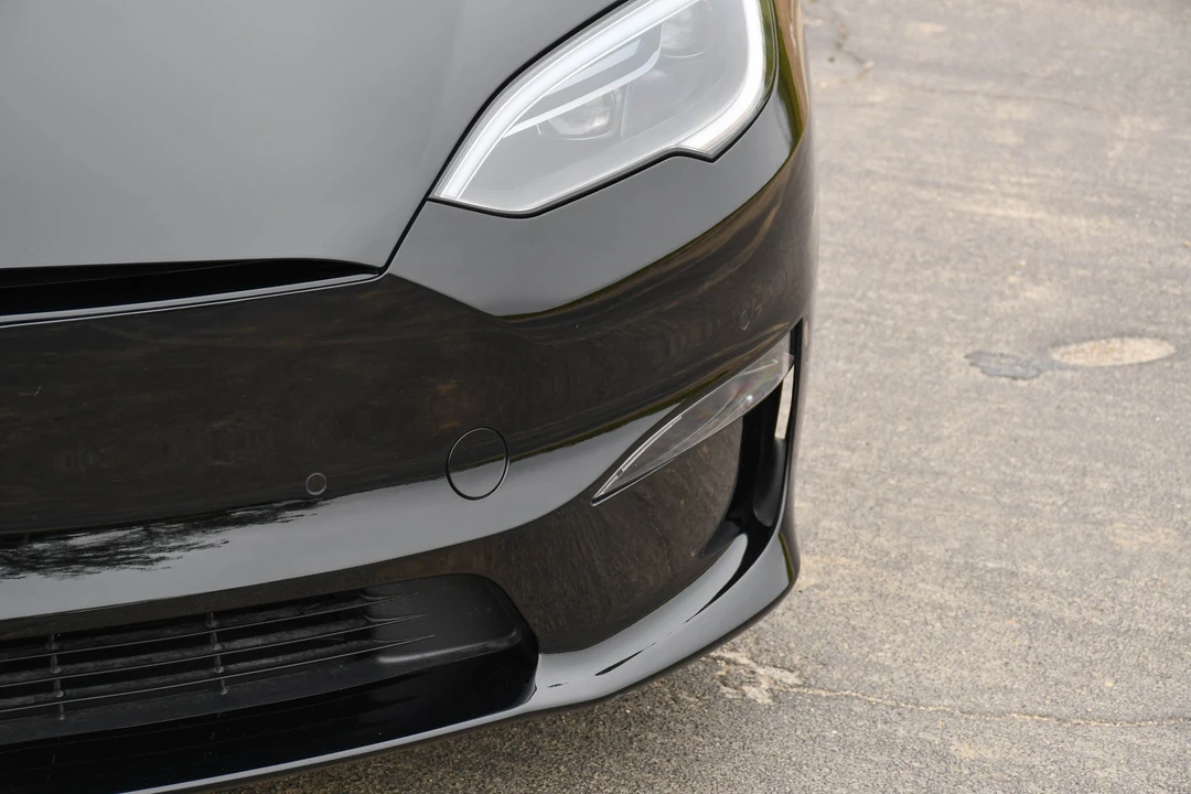 2022 Tesla Model S Plaid - Image 18 of 31