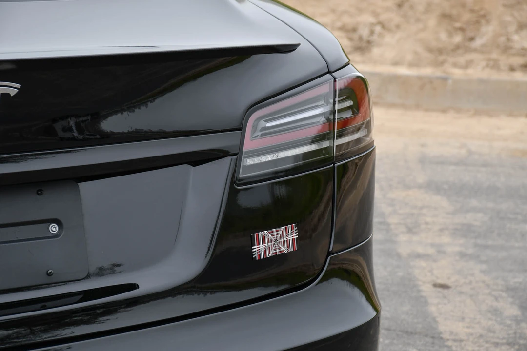 2022 Tesla Model S Plaid - Image 27 of 31