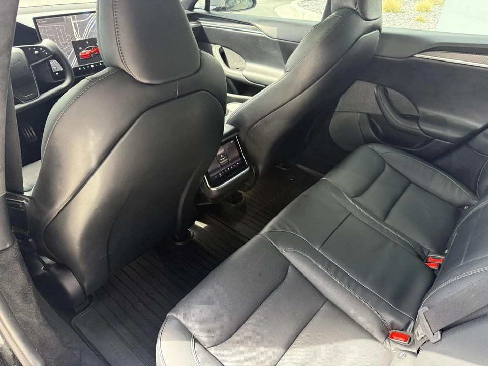 2022 Tesla Model S Plaid - Image 14 of 21