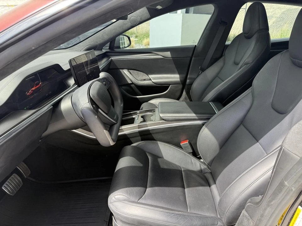 2022 Tesla Model S Plaid - Image 12 of 21