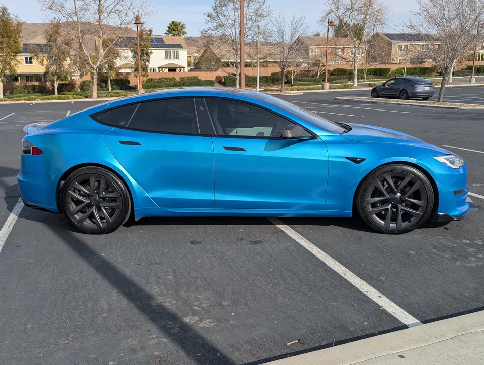 2022 Tesla Model S Plaid - Image 14 of 31