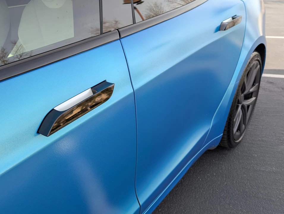 2022 Tesla Model S Plaid - Image 27 of 31