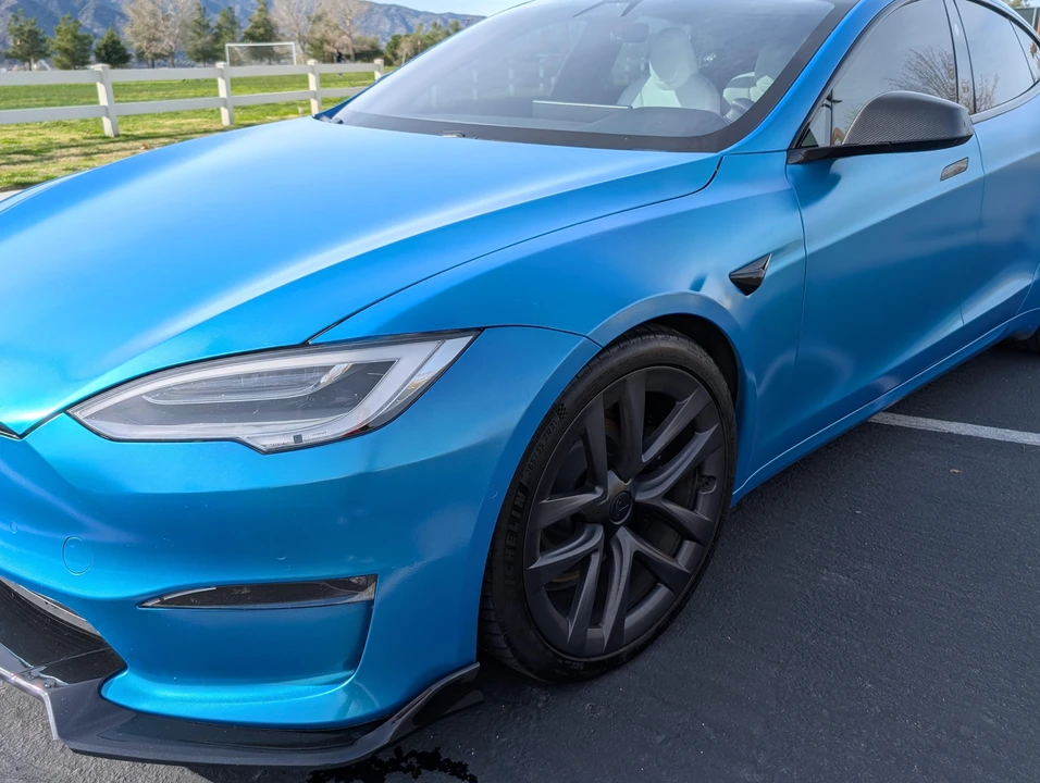 2022 Tesla Model S Plaid - Image 19 of 31