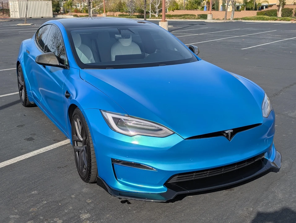 2022 Tesla Model S Plaid - Image 16 of 31