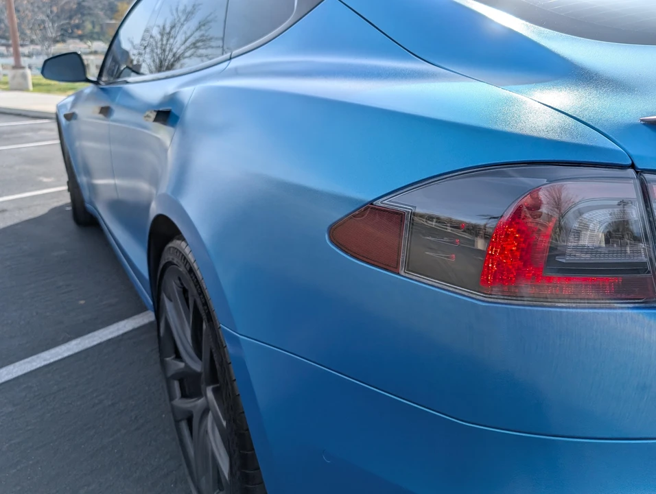 2022 Tesla Model S Plaid - Image 31 of 31